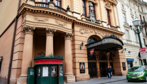 Teatr Słowackiego – repertuar, bilety i zwiedzanie